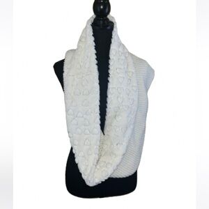 The Children’s Place OS FauxFur Sparkle Hearts Knit Wrap Scarf Cozy Neutral